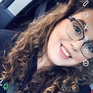 Meet your Posher, Reanna